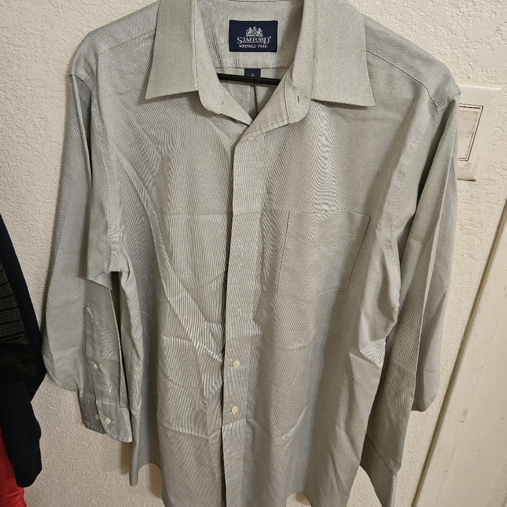 Stafford Sage Casual Button Down Shirt Size- 16 32/33- Wrinkle Gaurd